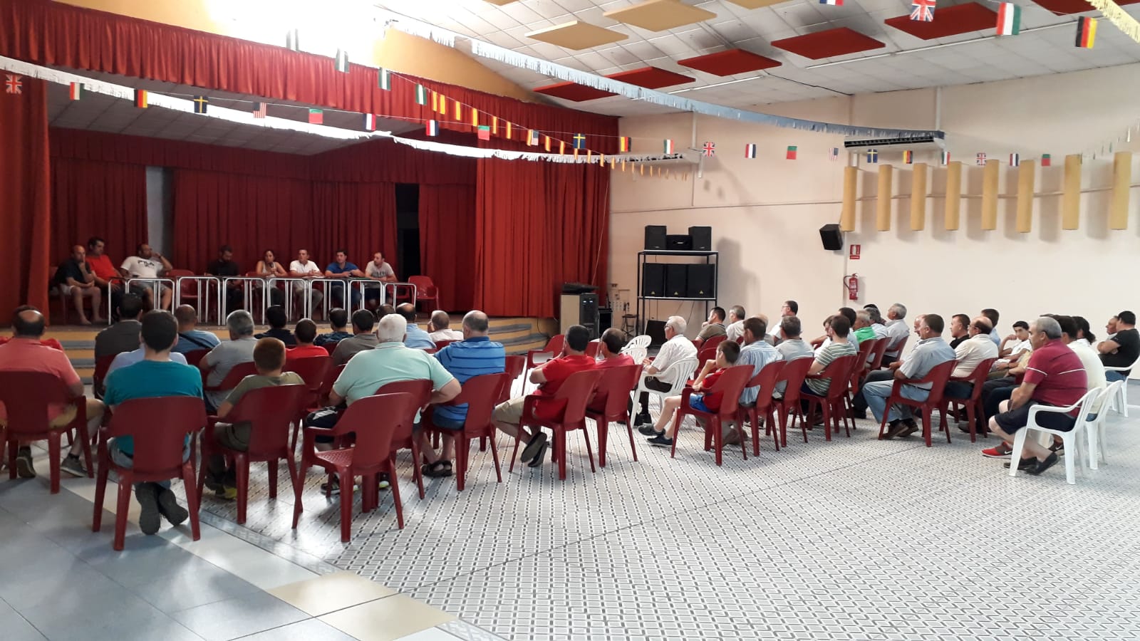 Reunión de técnicos de Life Lobo Andalucía con la asamblea cazadores Sierra Alta